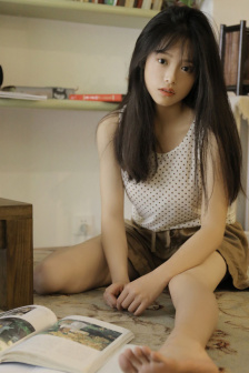 丝袜尤物娇妻