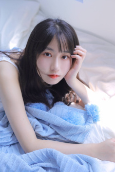床上接吻
